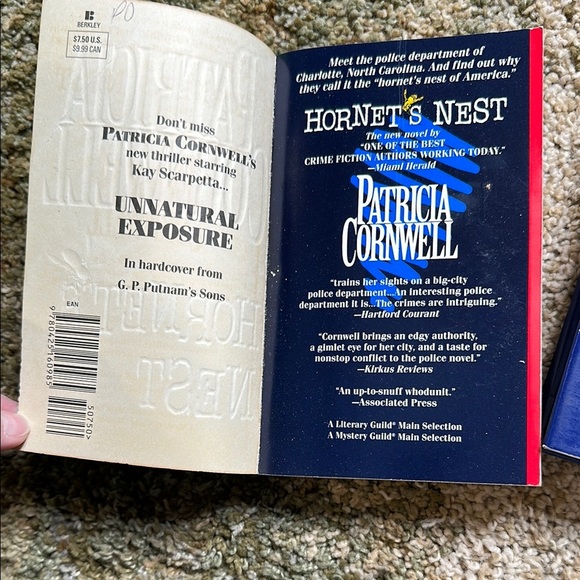 Patricia Cornwell Trilogy 'Hornet's Nest' & 'Southern Cross' & 'Isle of Dogs' 3 - Picture 6 of 16